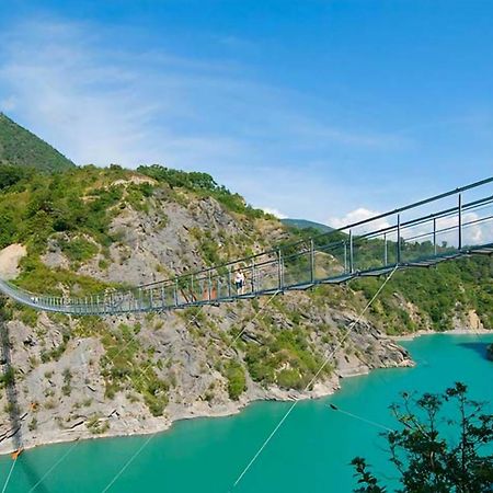 Chalet Bord De Lac Avec Piscine N2E Laffrey Екстер'єр фото