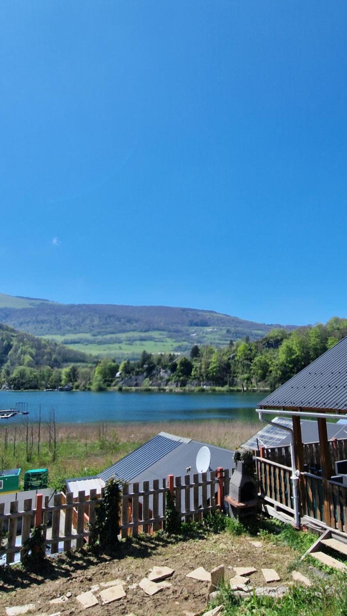 Chalet Bord De Lac Avec Piscine N2E Laffrey Екстер'єр фото